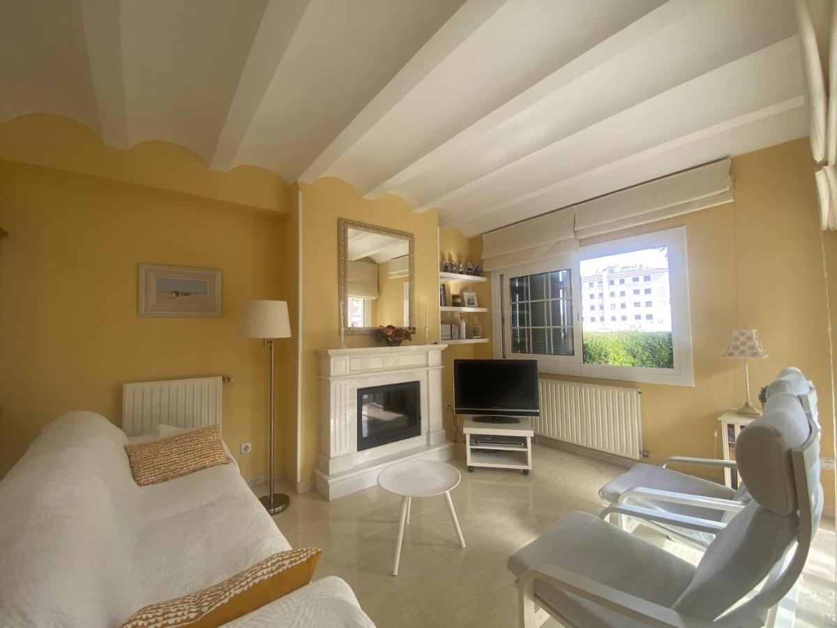 R17 Casa Merce Rodoreda Calafell Eksteriør billede